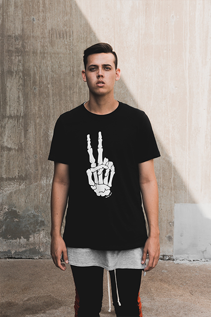 Streetwear Bold With Skull Logo